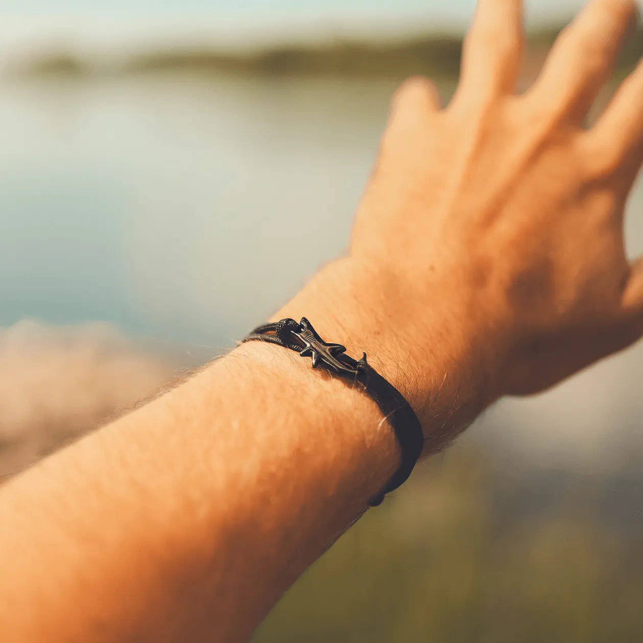 Great White Shark Bracelet (Deep Sea Edition) - Cape Clasp