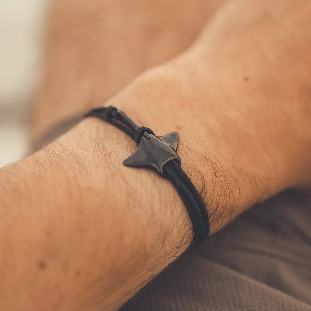 Manta Ray Bracelet (Deep Sea Edition) - Cape Clasp