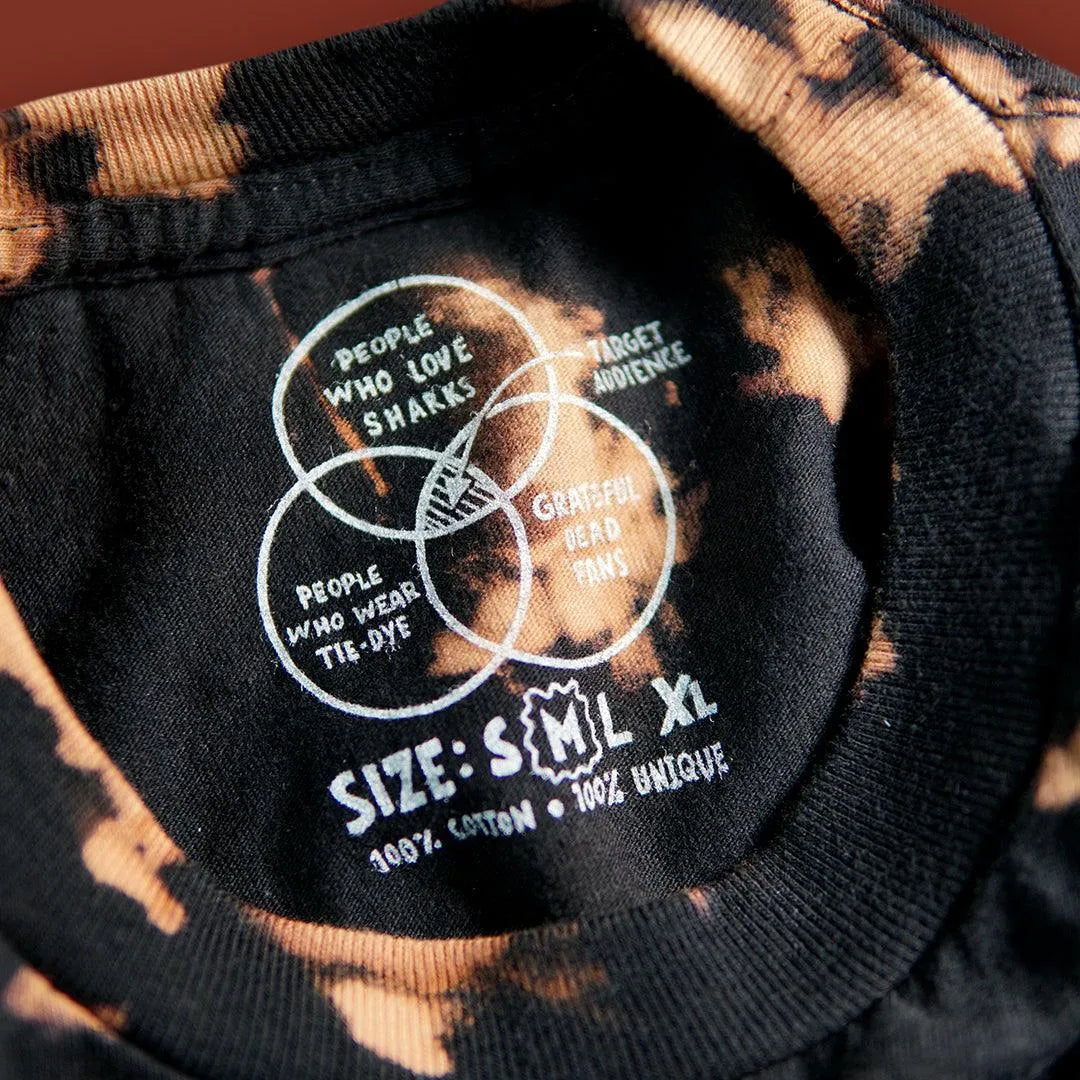 Dancing Sharks Tee 3.0 - Cape Clasp