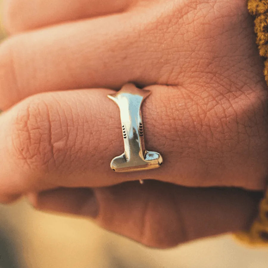 Hammerhead Shark Ring - Cape Clasp