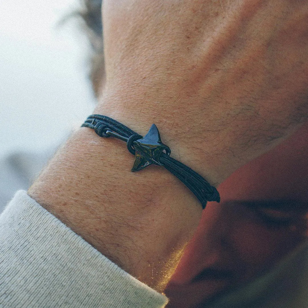 Manta Ray Bracelet (Deep Sea Edition) - Cape Clasp