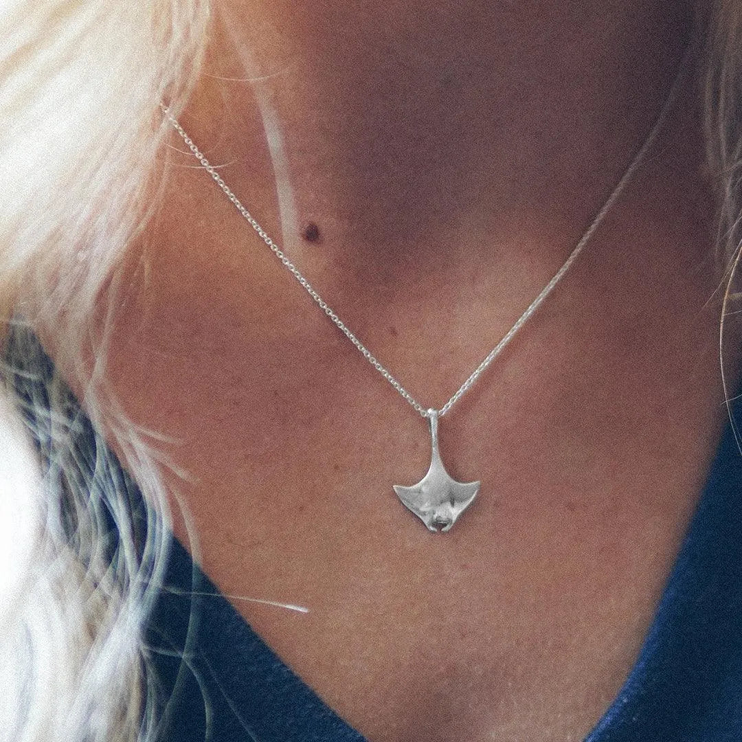 Manta Ray Necklace - Cape Clasp