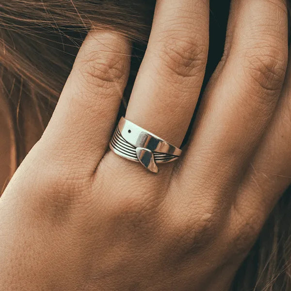 Whale Ring - Cape Clasp