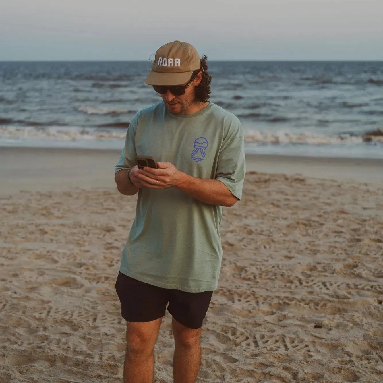 Alvin Tracker Tee - Cape Clasp