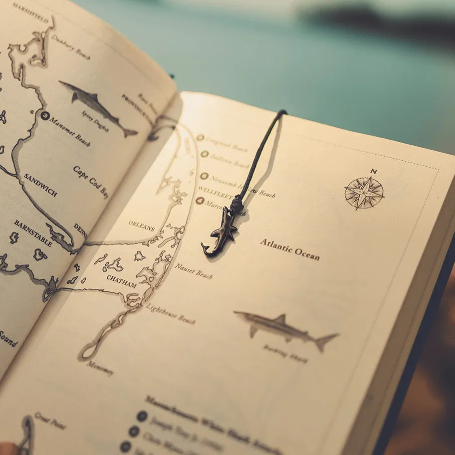 Great White Shark Bracelet (Deep Sea Edition) - Cape Clasp