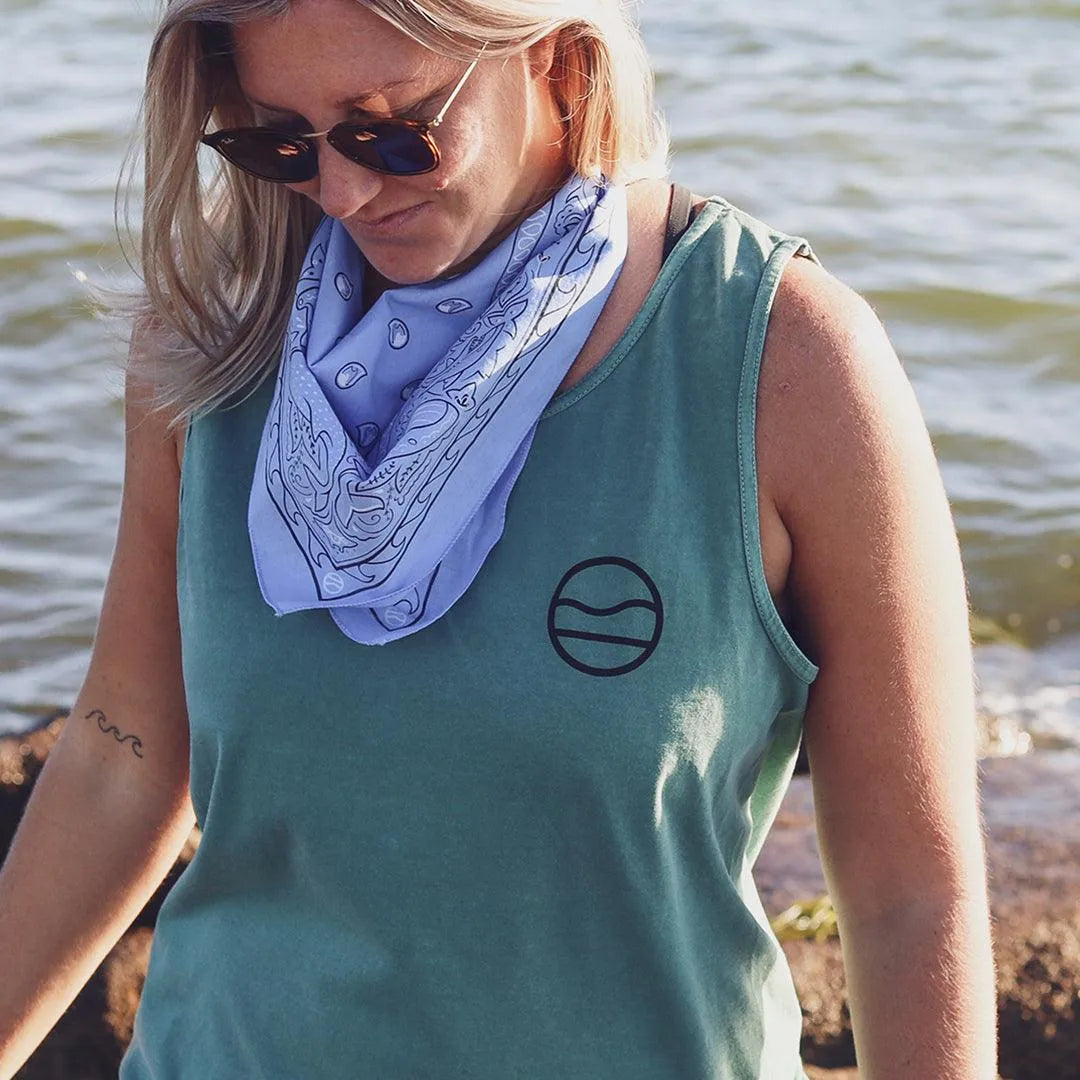 At the Drive-in Tank - Cape Clasp