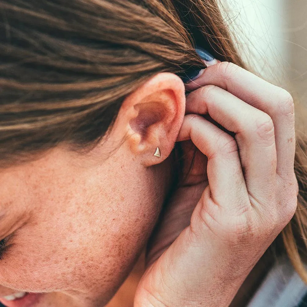 Clasp earrings discount